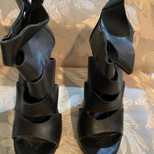 Black Aldo Sandals